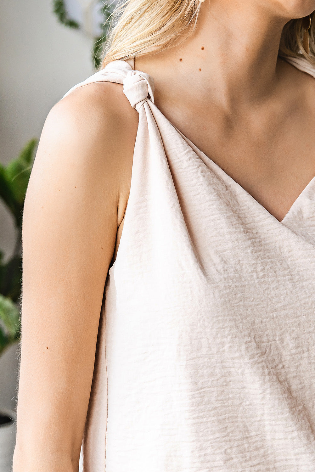 V Neck Casual Knotted Shoulder Vest