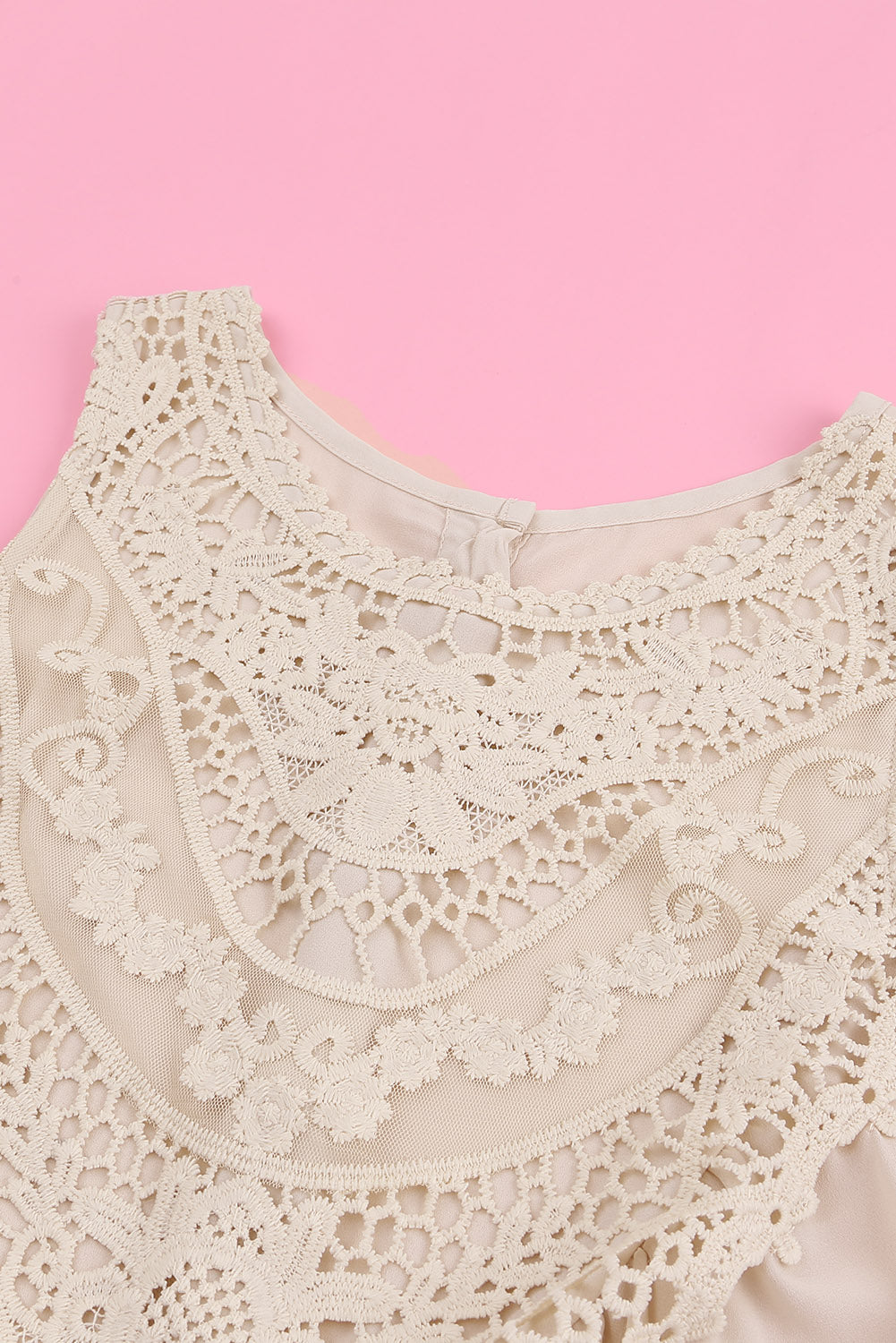 Casual Contrast Lace Crochet Button Back Sleeveless Shirt