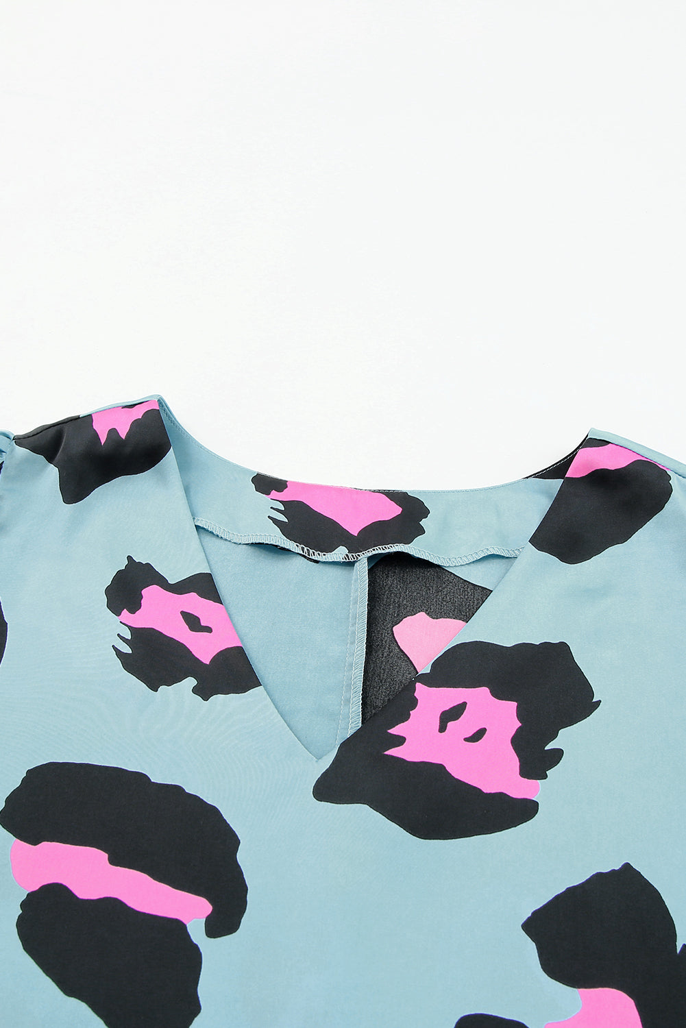 V Neck Ruched Short Sleeve Leopard Print Short Sleeve Blouse