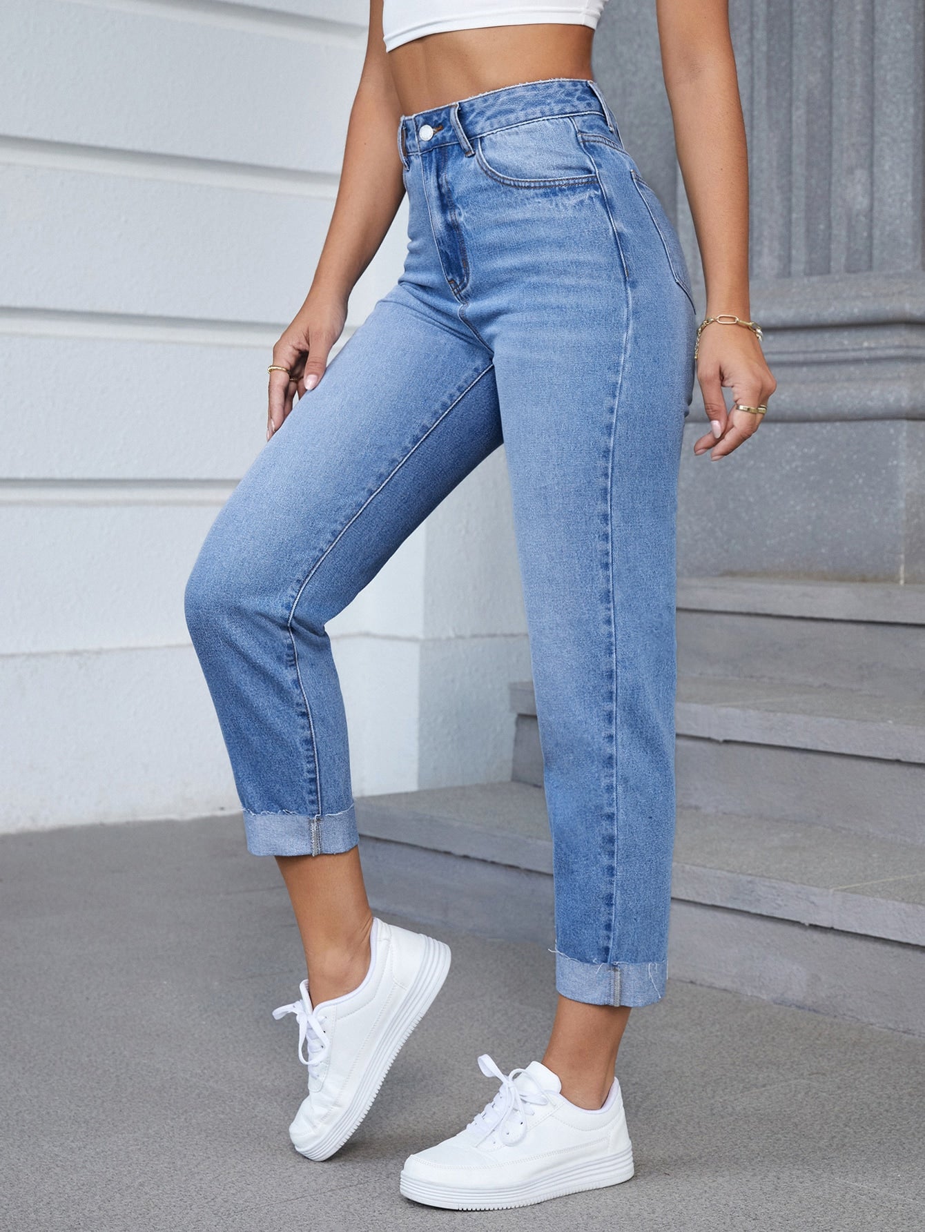 EZwear High Waist Bleach Wash Frayed Hem Mom Fit Jeans Without Belt