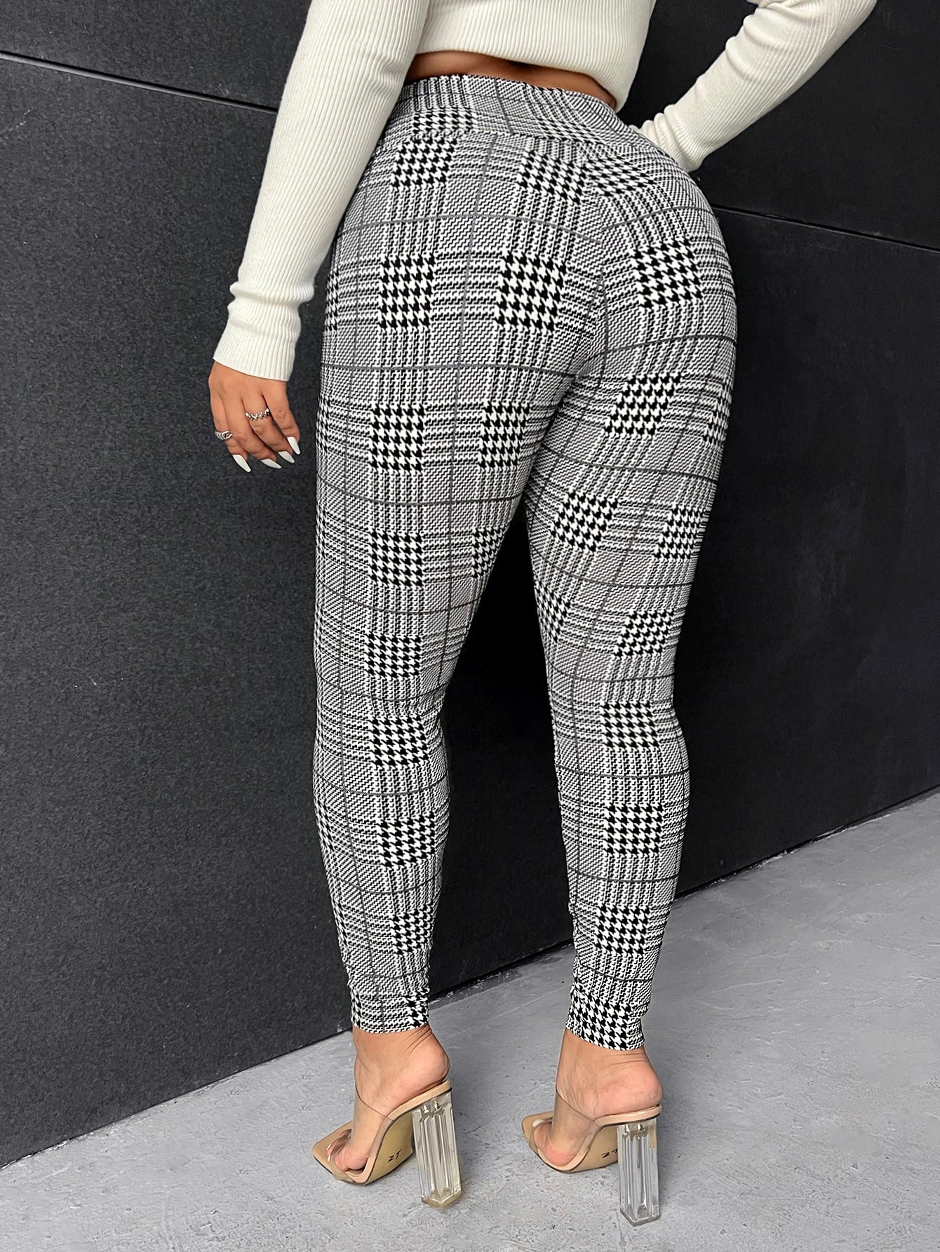 Unity Plus Glen Plaid Leggings