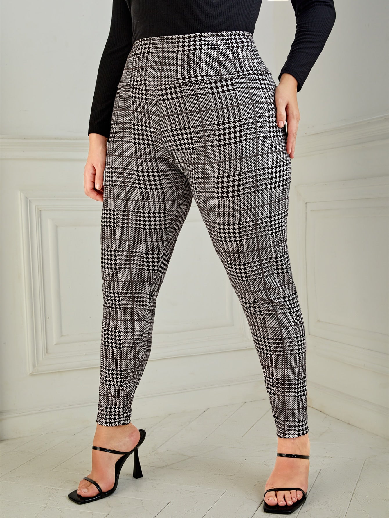 Unity Plus Glen Plaid Leggings