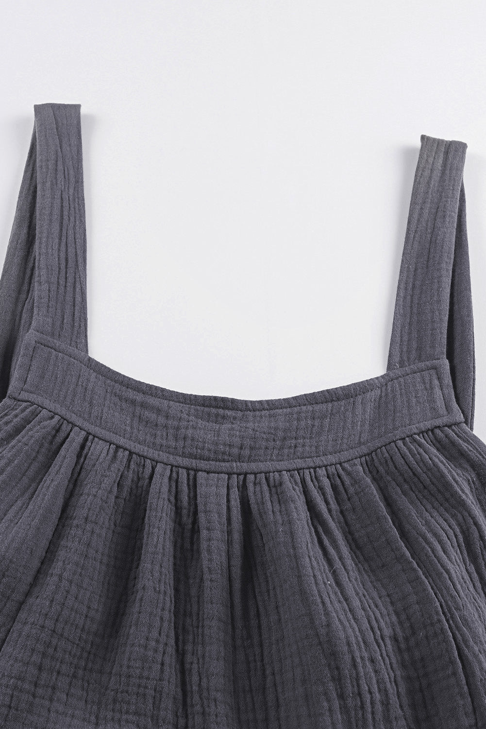 Black Solid Color Pockets Pleated Flare Leg Jumpsuit