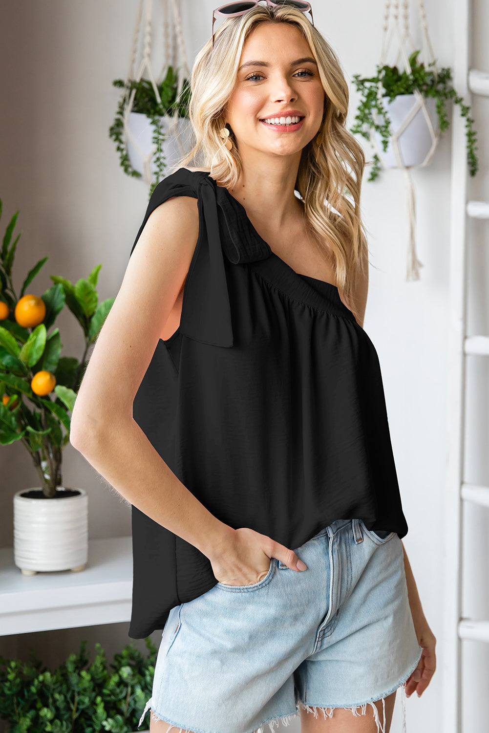 Casual Sleeveless One Shoulder Silk Top