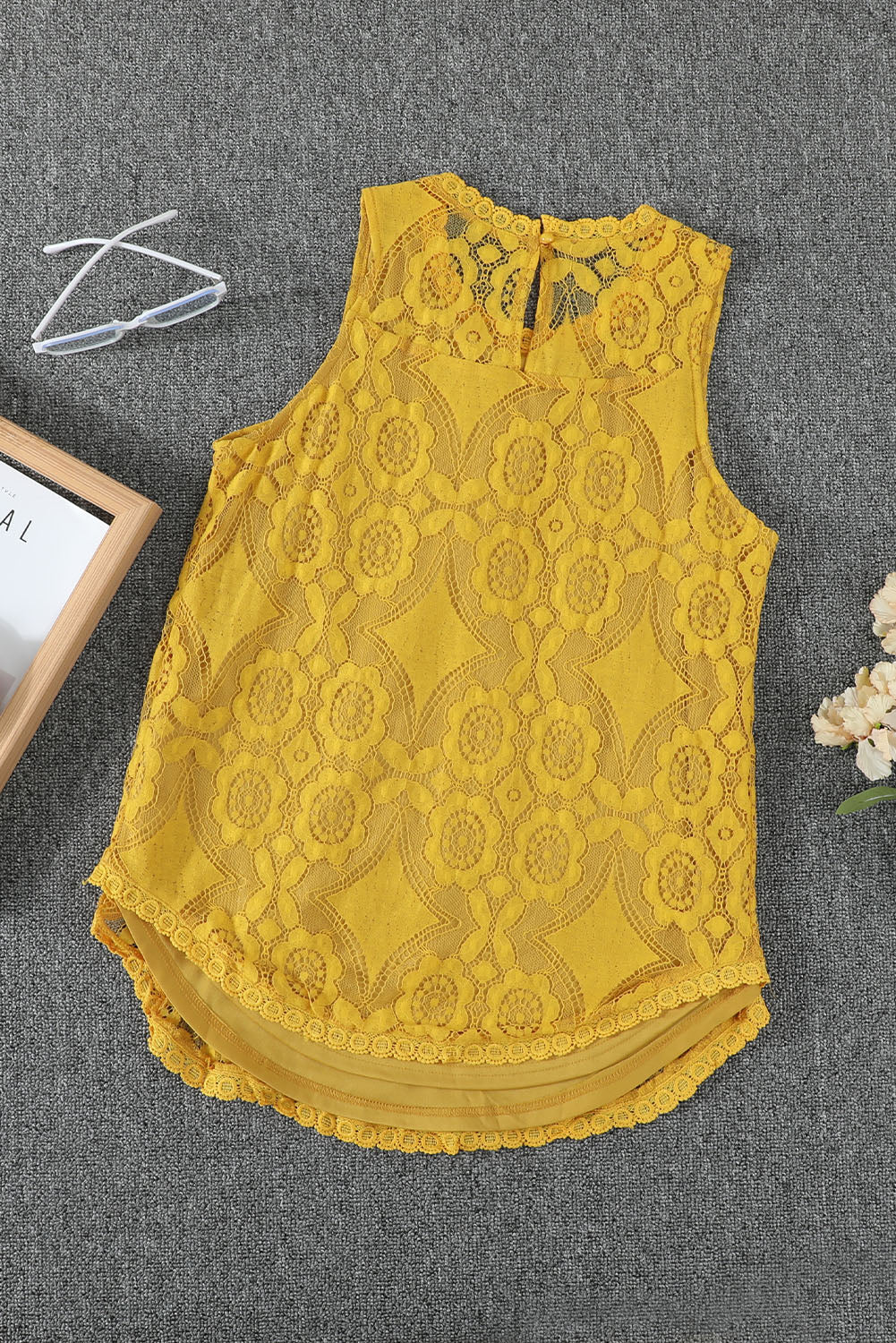 Elegant Sleeveless Flower Lace Top for Summer