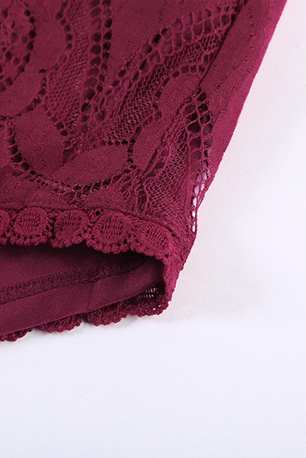 Elegant Sleeveless Flower Lace Top for Summer