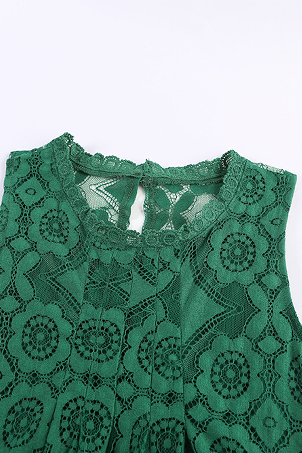 Elegant Sleeveless Flower Lace Top for Summer