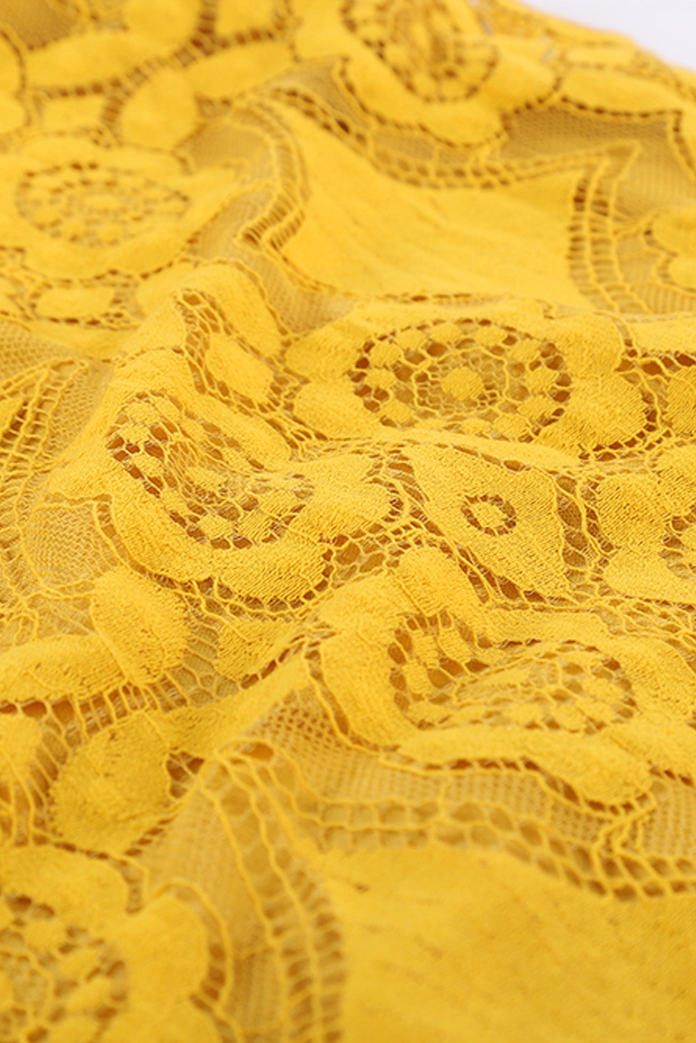 Elegant Sleeveless Flower Lace Top for Summer