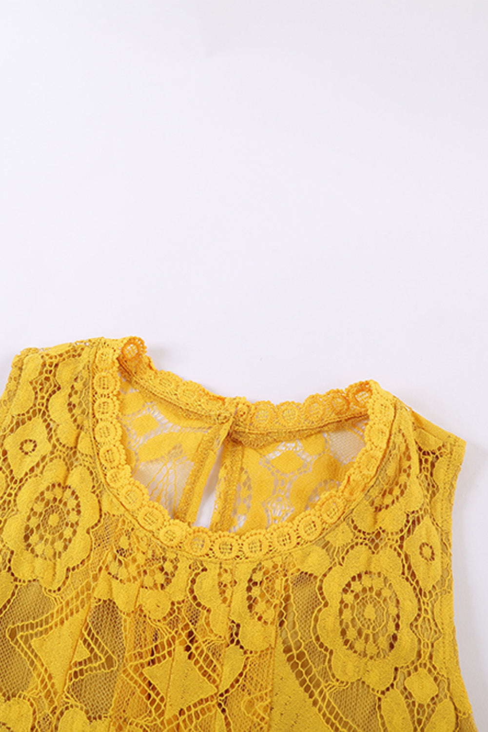 Elegant Sleeveless Flower Lace Top for Summer