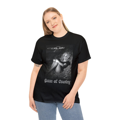 Queen of Country (black shirt) - Hurts Shirts Collection