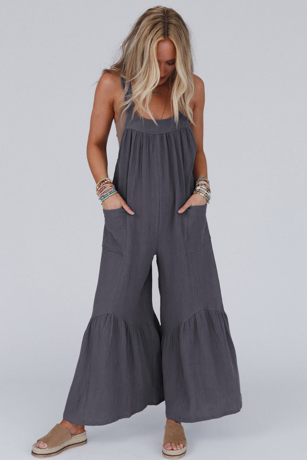 Black Solid Color Pockets Pleated Flare Leg Jumpsuit