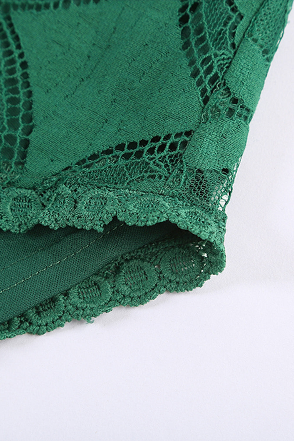 Elegant Sleeveless Flower Lace Top for Summer