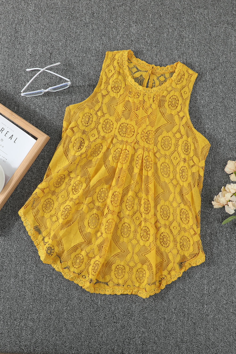Elegant Sleeveless Flower Lace Top for Summer