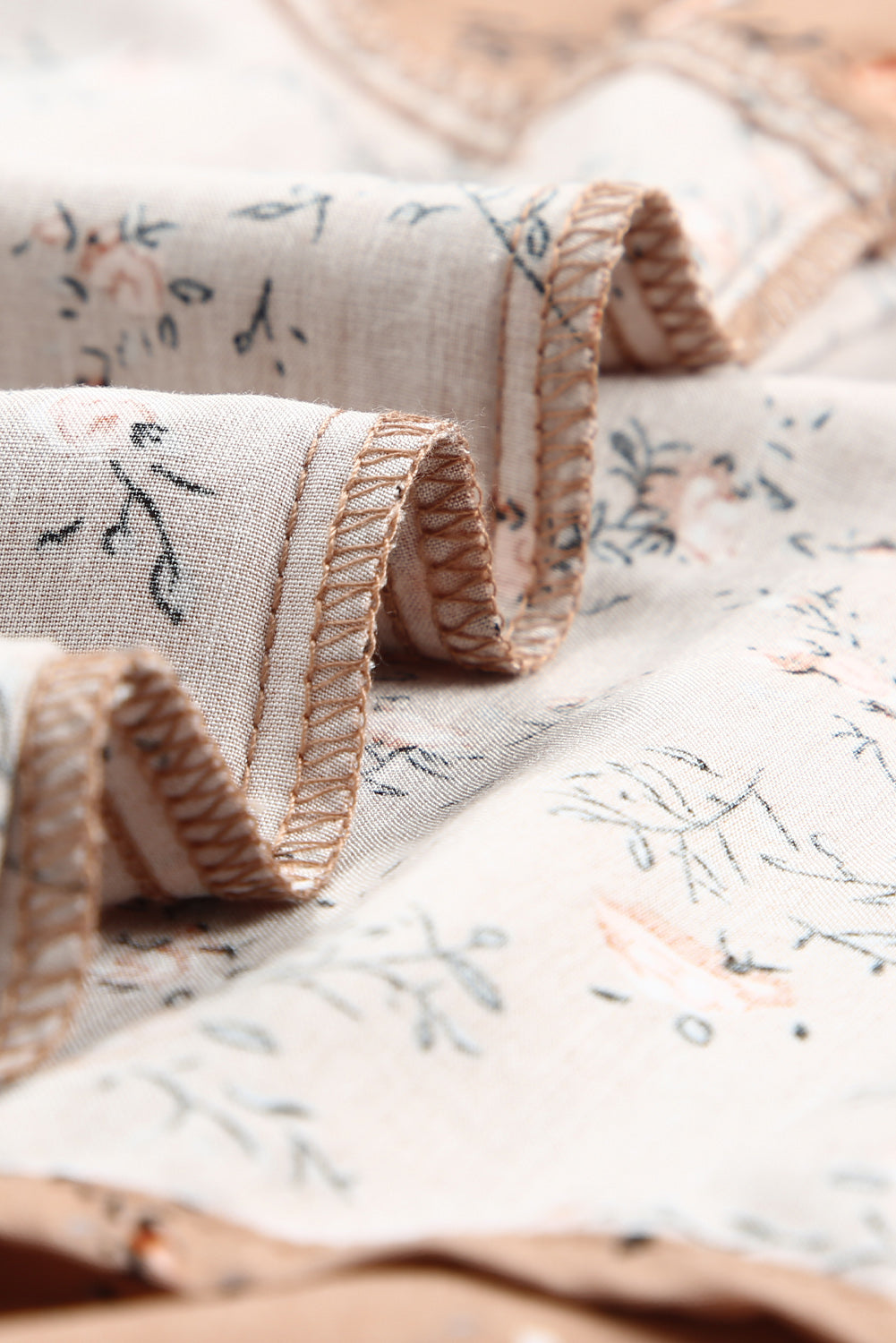 Floral Print Smocked Neck Flounce Sleeveless Shirt